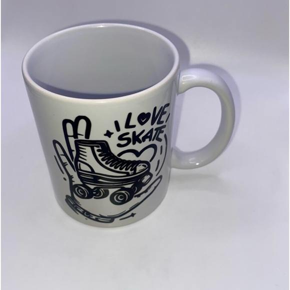 I Love Roller Skate Mug - Picture 8 of 9